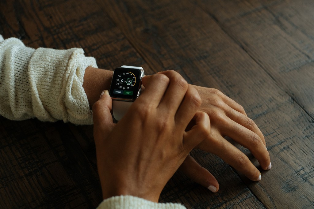smart-watch features