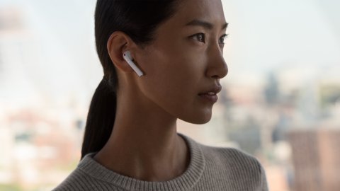 apple-wireless-airpods