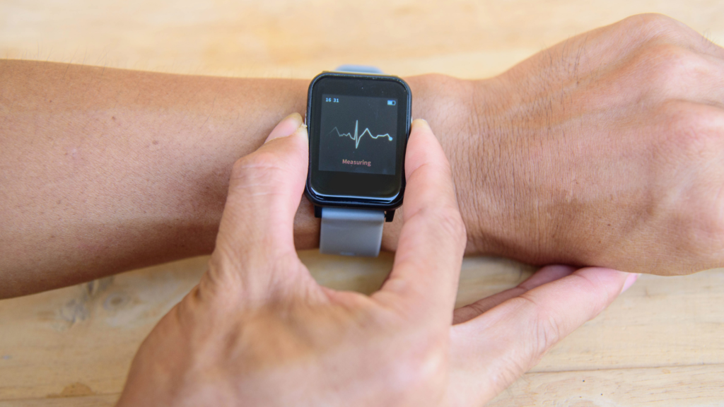 ecg-reading-for-fitness-trackers