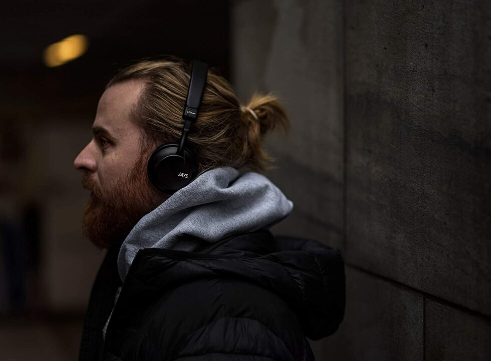 Bluetooth Headphones For TV A Quick Buyer’s Guide JAYS TECH REVIEWS