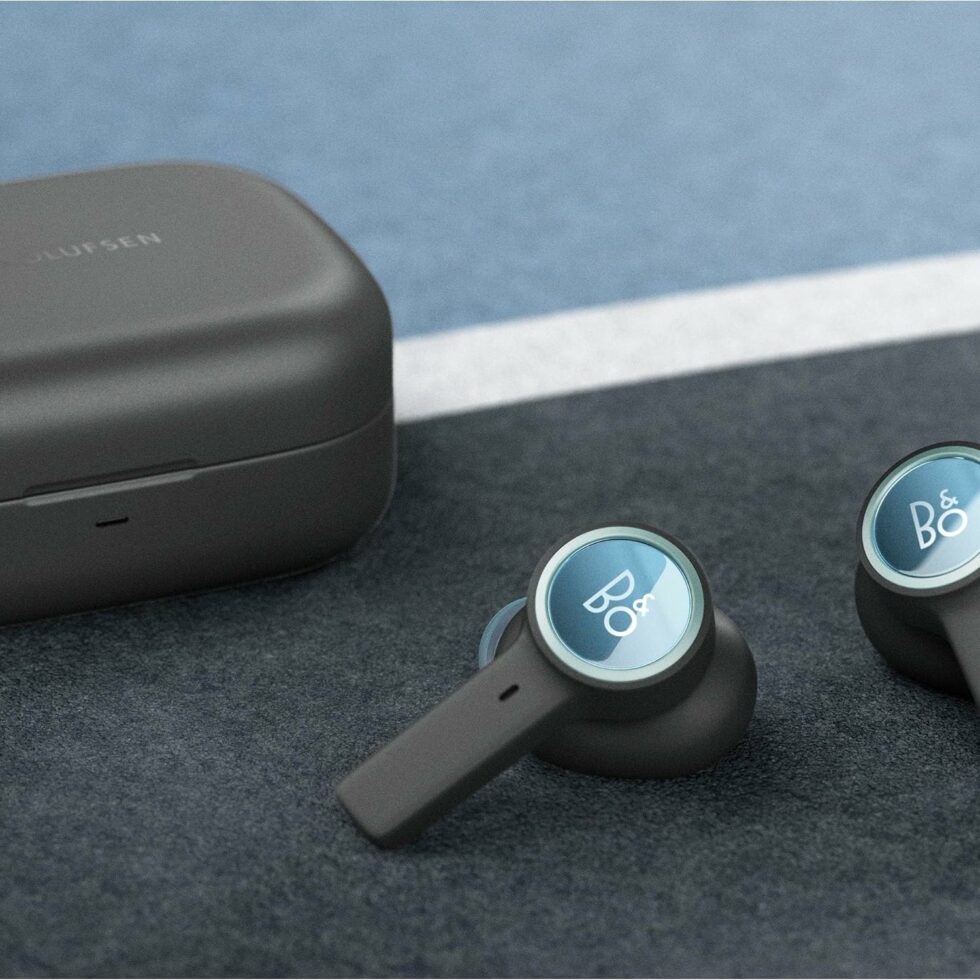 Bang-Olufsen-Beoplay-EX-3-980x980.jpg