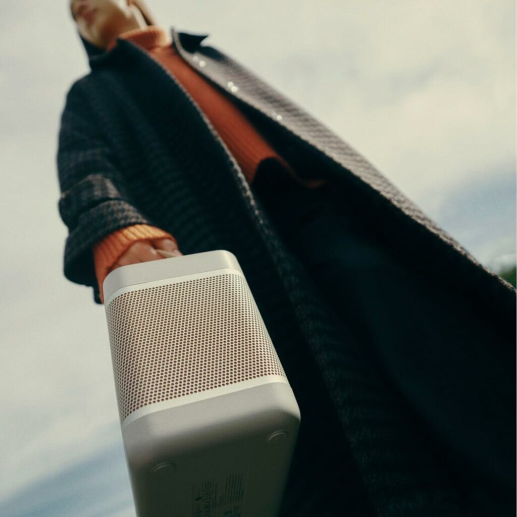 Bang-&-Olufsen-Beolit-20-Powerful-Portable-Wireless-Bluetooth-Speaker